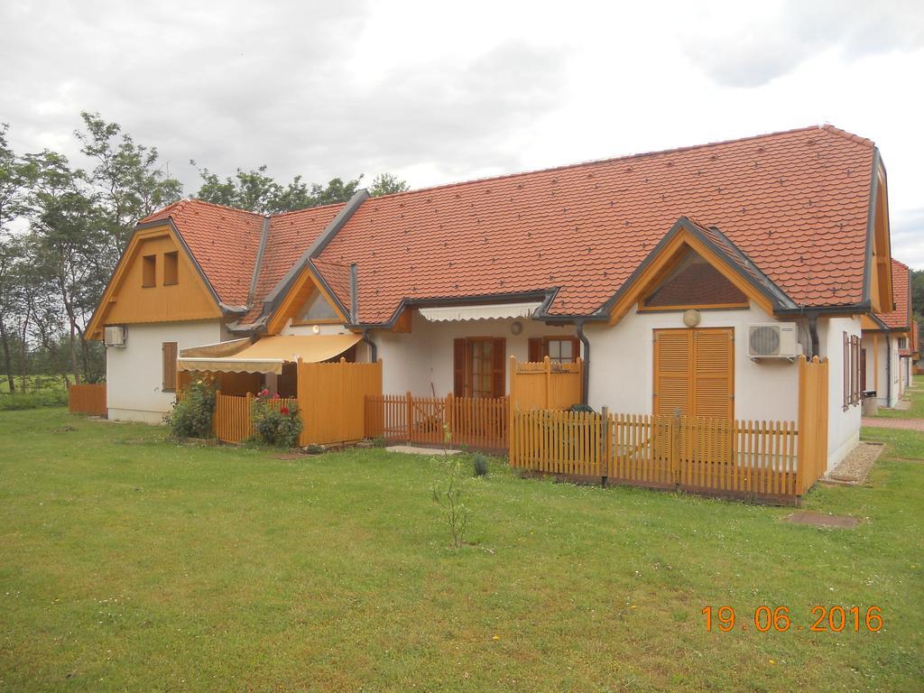 Apartment Nagelj Moravske Toplice Extérieur photo